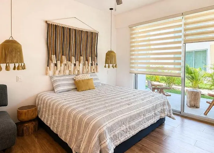 Upscale Playacar W Balcony & 4 Pools