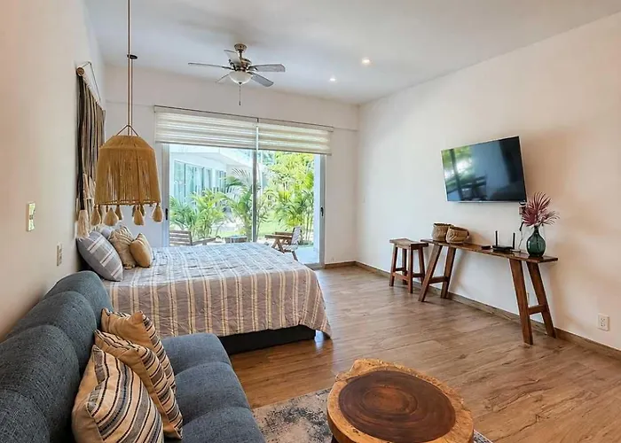 Upscale Playacar W Balcony & 4 Pools Apartamento *